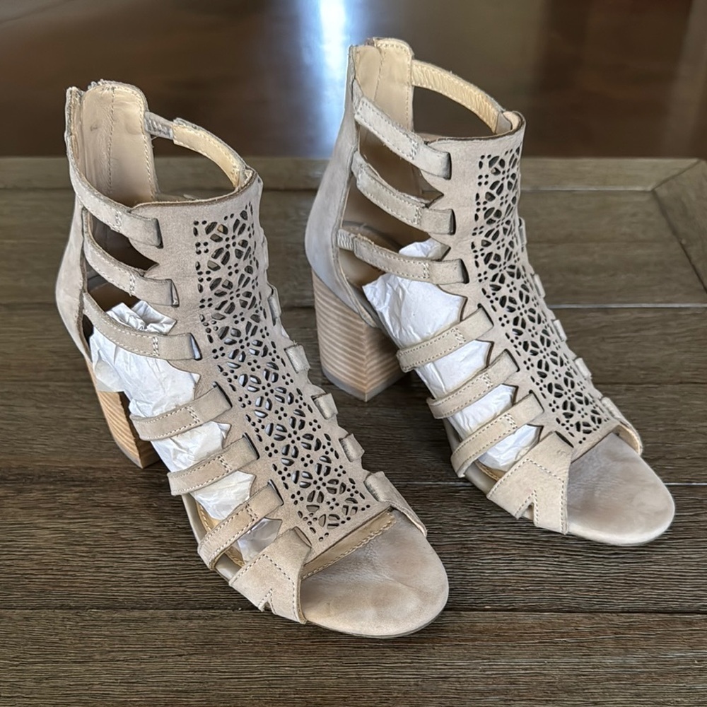 Hush Puppies Malia Baja Perf Heel Sandal